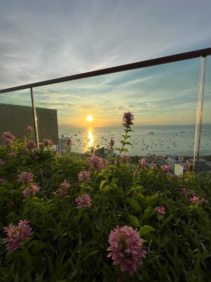 The Edge Central Pattaya Exterior foto